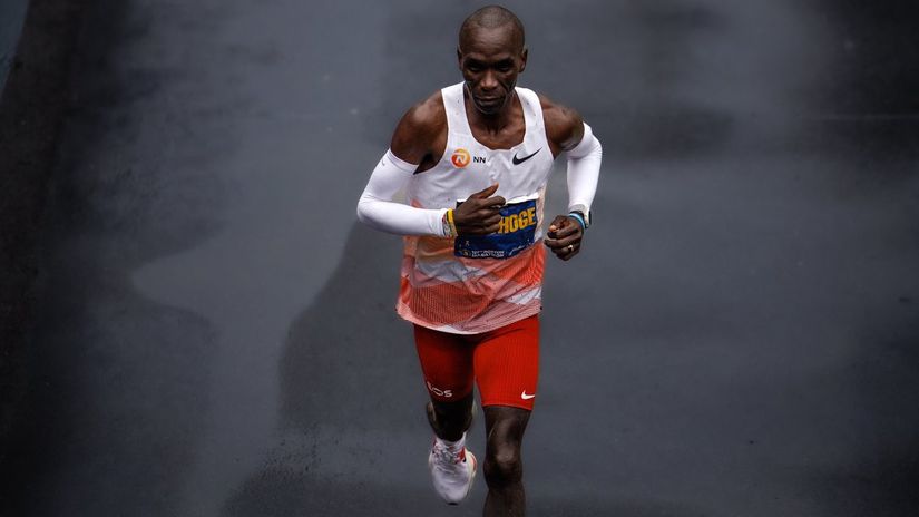 Kipchoge shows larger than life humility after losing Boston marathon