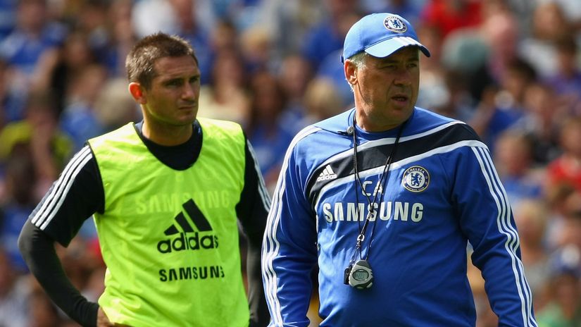 The student wants to beat the master: Lampard and Ancelotti in 2009 (©Getty Images)