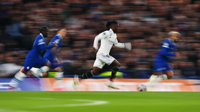Camavinga in action against Chelsea at Stamford Bridge (© Michael Regan/Getty Images)