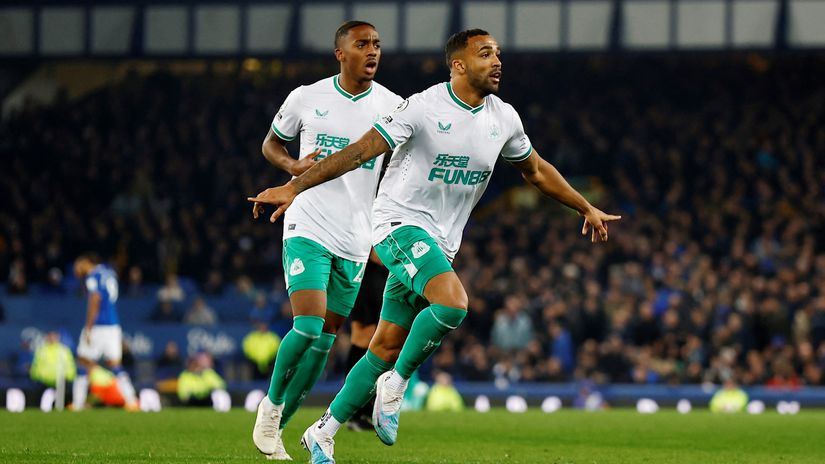 (©Reuters/Jason Cairnduff/G)