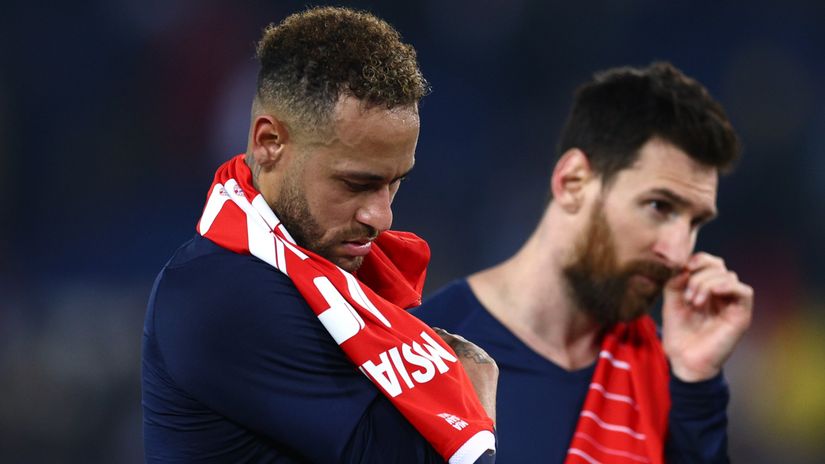 Neymar's back in Paris, but he won't put on PSG shirt any time soon