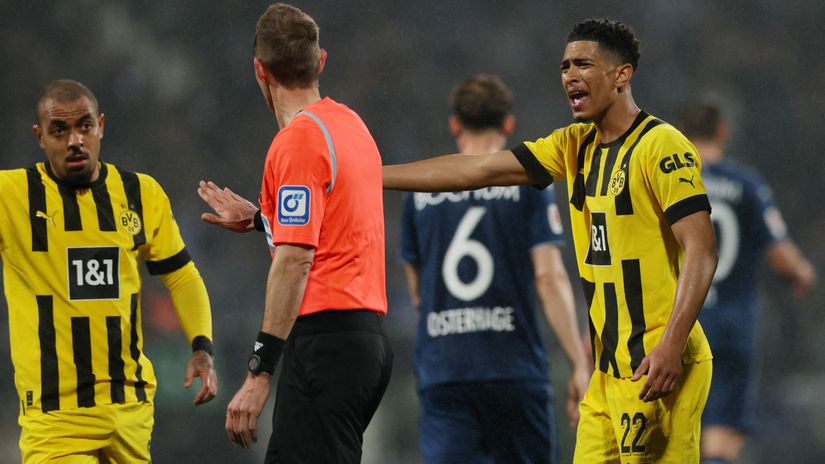 If only apologies were worth three points...