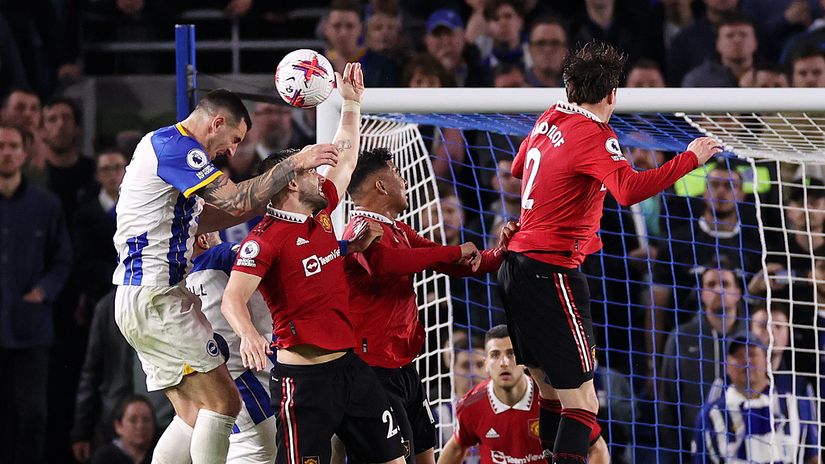 The moment Luke Shaw threw the game away (©Getty Images)