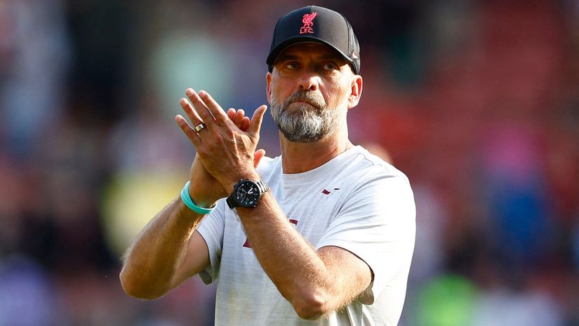 A captain does not leave the ship when it's sinking