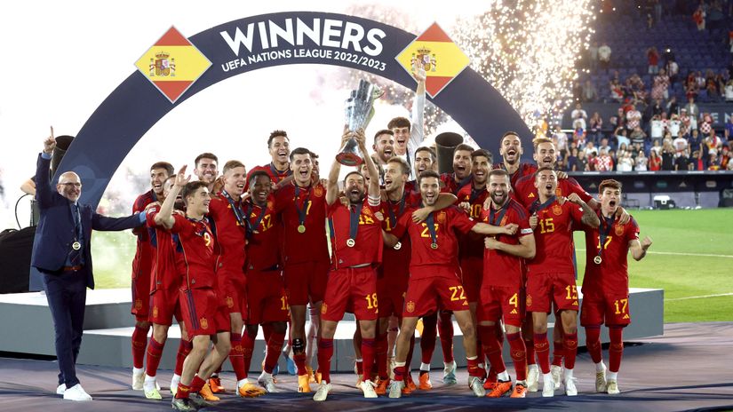 Spaniards celebrating (©Gallo Images)