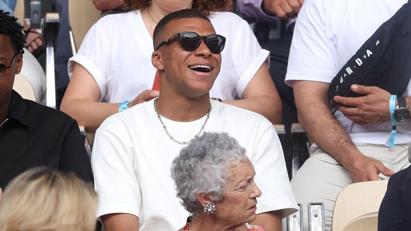 Midnight bomb or wishful thinking: Mbappe in Real Madrid for €250m+50!?