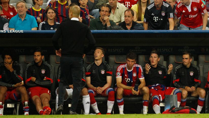 Even then, Schweini wasn't too happy with Pep (© Reuters/Ina Fassbender)