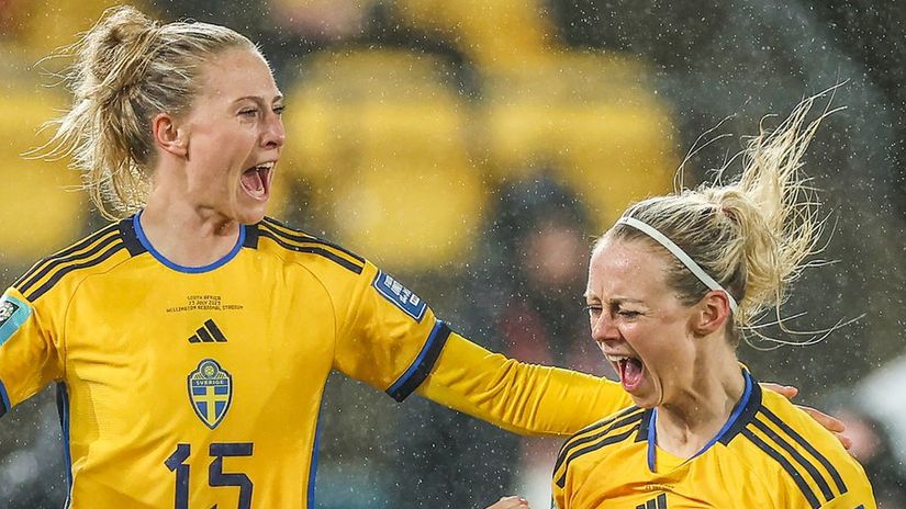 Sweden celebrate after scoring © B/R