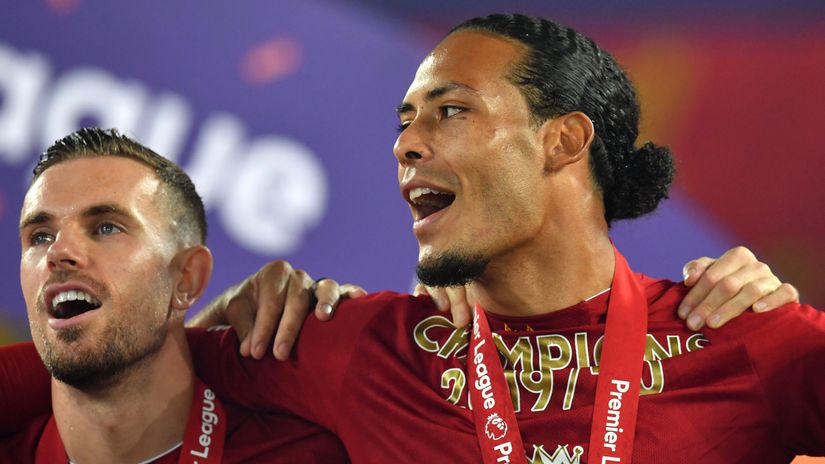 Jordan Henderson and Virgil Van Dijk (©Getty Images)