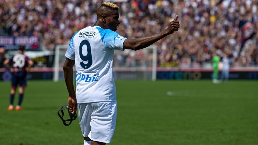 Cool as ice: Napoli boss rejects offer for Osimhen