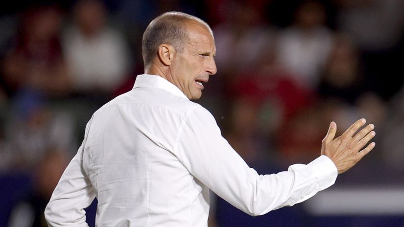 Allegri: "We must return to the Champions League"