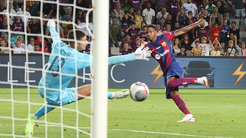 (©Reuters/Nacho Doce/Gallo Images)