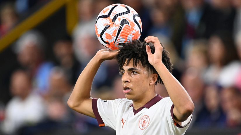 Recipe for success: This kid is a good learner and he has a group of world-class teachers