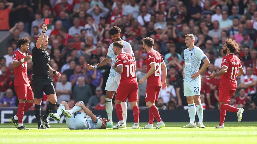 Mac Allister gets sent off against Bournemouth (©George Wood/Getty Images)