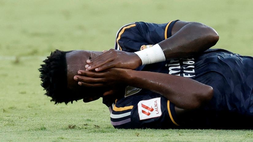 Real's weak offense crippled by Vinicius' injury