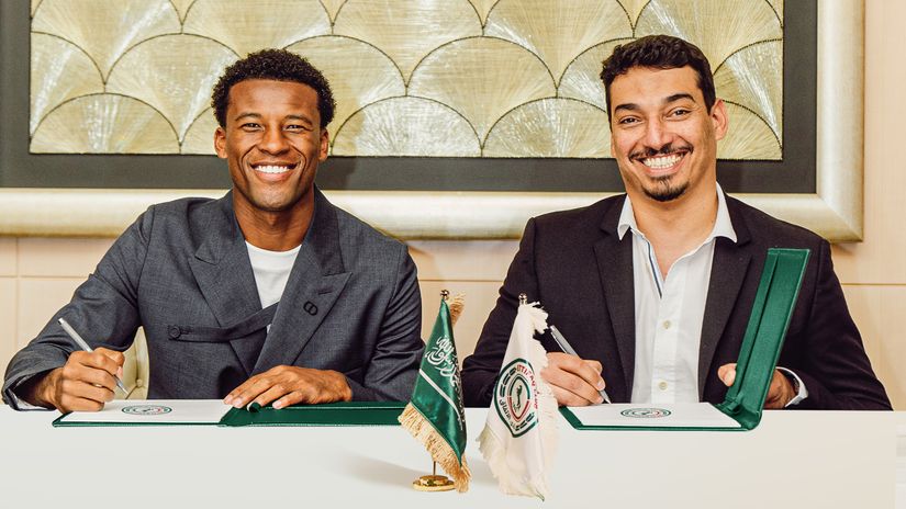 Gini signs (©Al-Ettifaq Club)