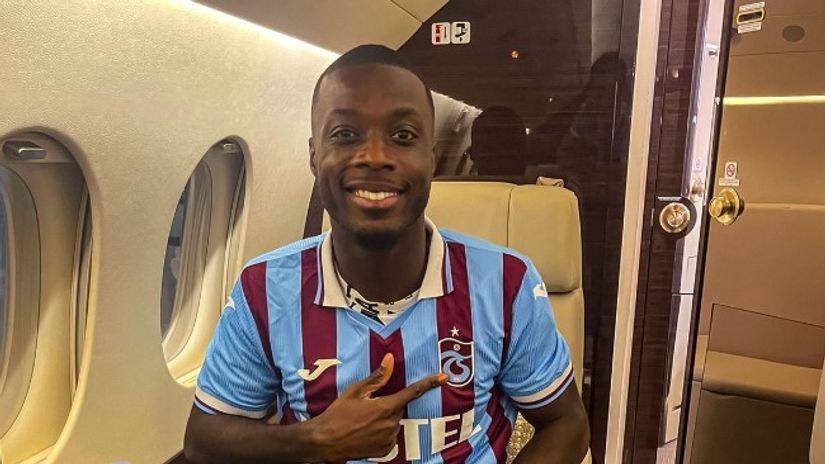 Nicola Pepe (©twitter @Trabzonspor)