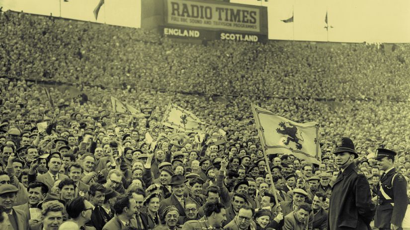England and Scotland playing in front of a packed Wembley in 1957 (©Getty Images)