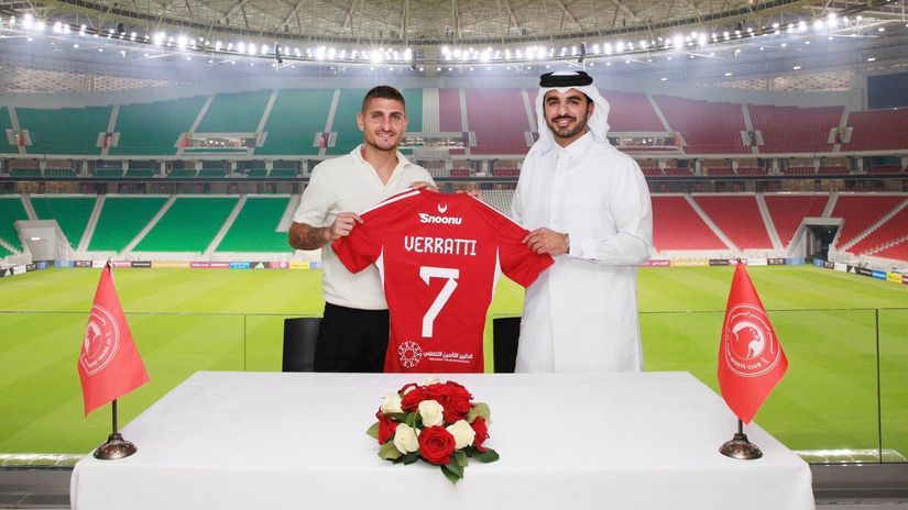 Verratti is presented at the new club (©Al-Arabi/Twitter)