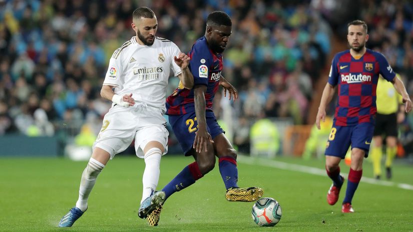 Umtiti in action against Benzema in El Clasico back in 2020 (©Gonzalo Arroyo Moreno/Getty Images)