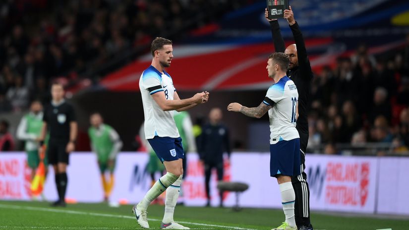 They don't forgive: Captain Hendo booed by fans at Wembley on his return to England