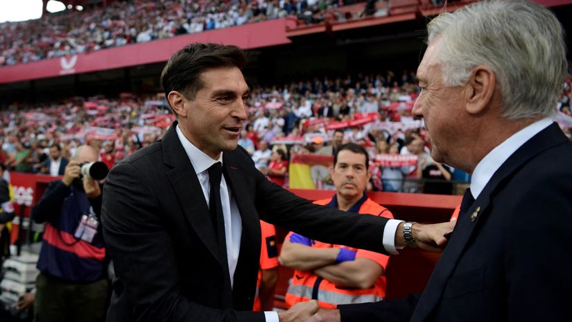 Alonso & Ancelotti (©AFP)
