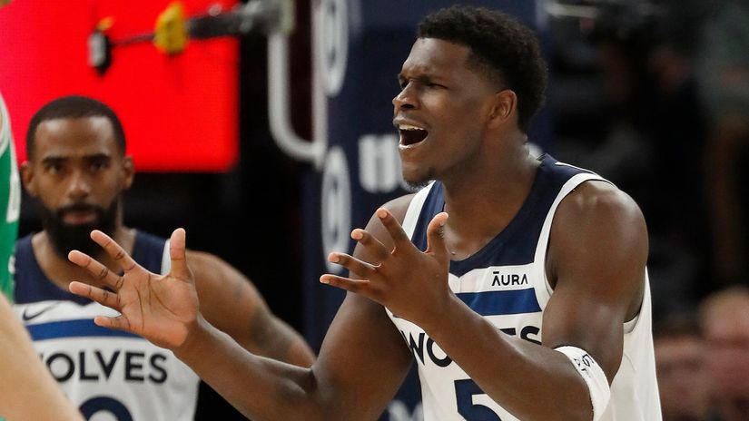 Wolves love beating favourites - no undefeated squads in the league as of last night