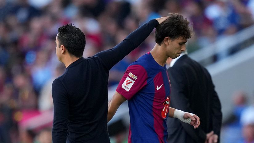 Xavi & Joao Felix (©Getty Images)