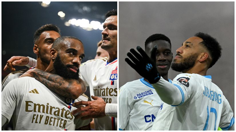 Lacazette and Aubameyang celebrate with their teammates after scoring (©AFP)