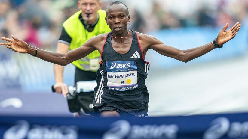 Chepkurui, Kimeli clinch top honours in Bangsaen21 Half Marathon