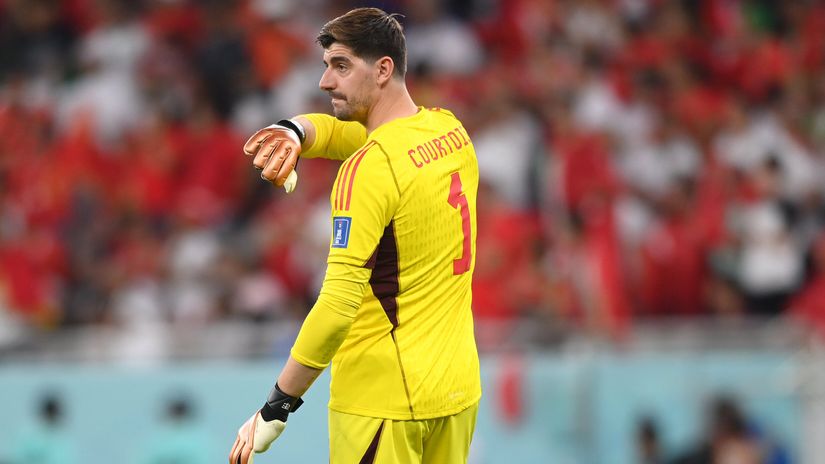 Thibaut Courtois in action for Belgium during the 2022 FIFA World Cup (©Stu Forster/Getty Images)