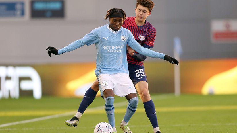 Joel Ndala in action for Manchester City's U19 side (©Charlotte Tattersall/Getty Images)