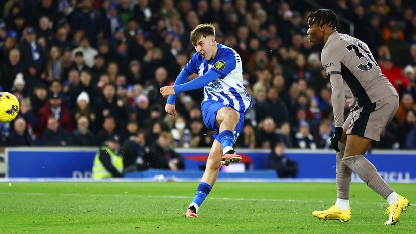Jack Hinshelwood scores the opening goal against Spurs (©Getty Images)