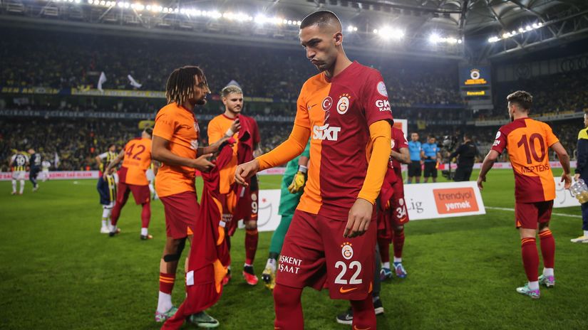 Hakim Ziyech and his Galatasaray teammates (©Ahmad Mora/Getty Images)