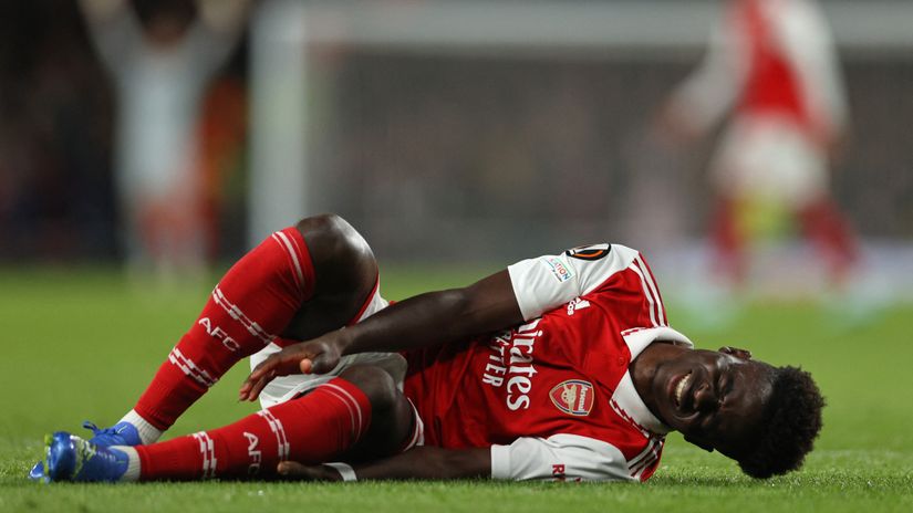 Arsenal complains to the Premier League over Saka's treatment