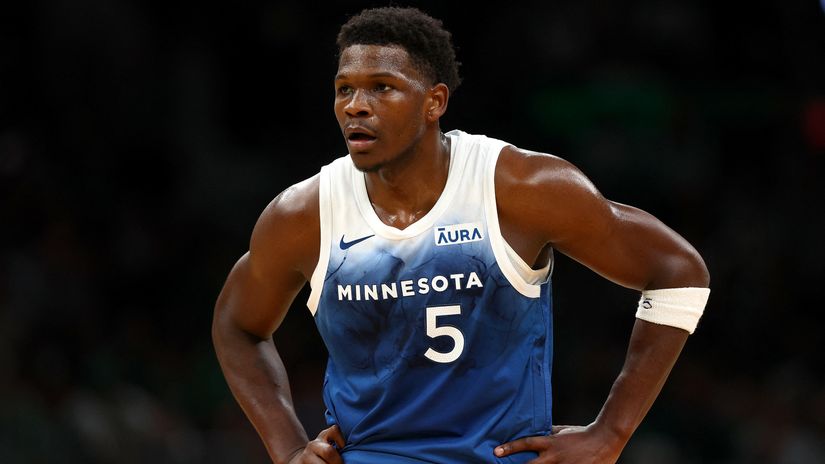 Timberwolves rally to beat Grizzlies, Thunder silence Jazz