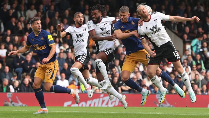 Fulham host Newcastle in West London (©AFP)