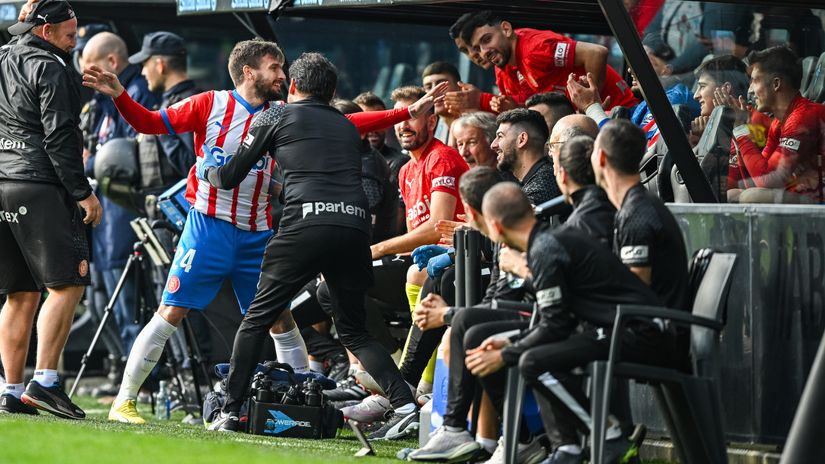 Portu celebrates the winning goal (©Getty Images)