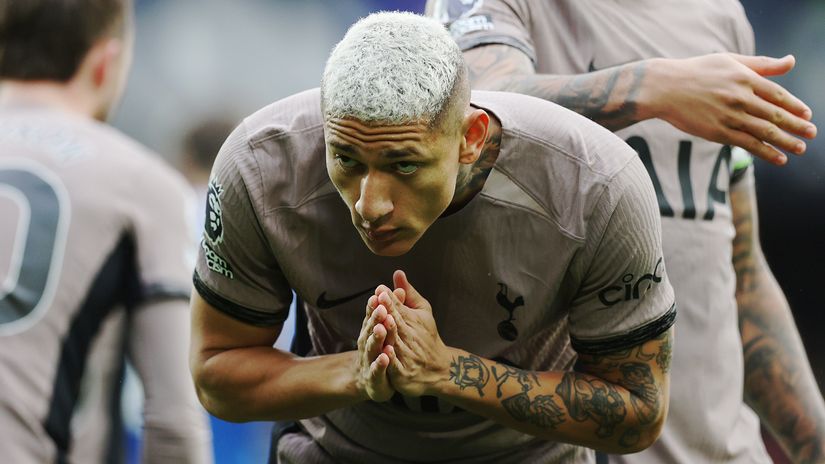 Richarlison apolagises for scoring against Everton (©Getty Images)