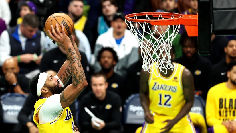 Davis triple double sparks Lakers to third NBA win in a row