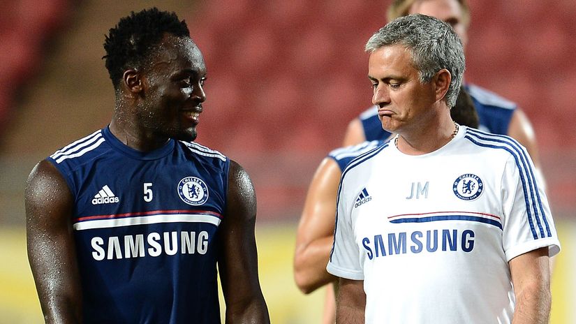 Michael Essien and his daddy (©Getty Images)