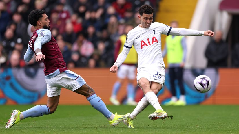 Brennan Johnson scored as Spurs destroyed Villa (©Getty Images)