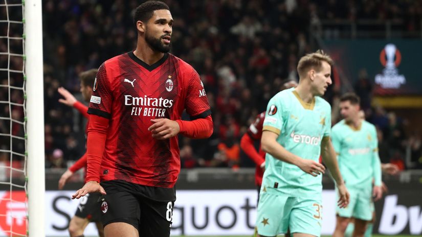 Loftus-Cheek celebrates after scoring against Slavia a week ago (©Marco Luzzani/Getty Images)