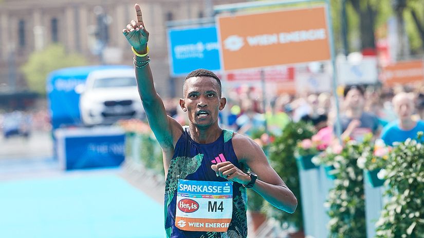 © Leo Hagen / VCM  ﻿