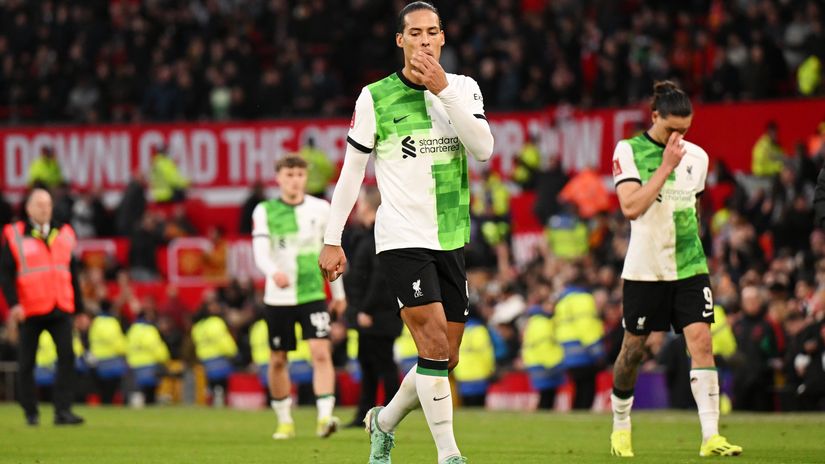 Van Dijk criticises 'wasteful' Liverpool: "It's our fault again"