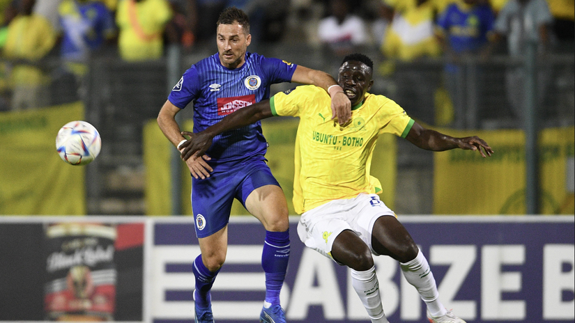 Brian Mandela (R) in action © Lefty Shivambu/Gallo Images