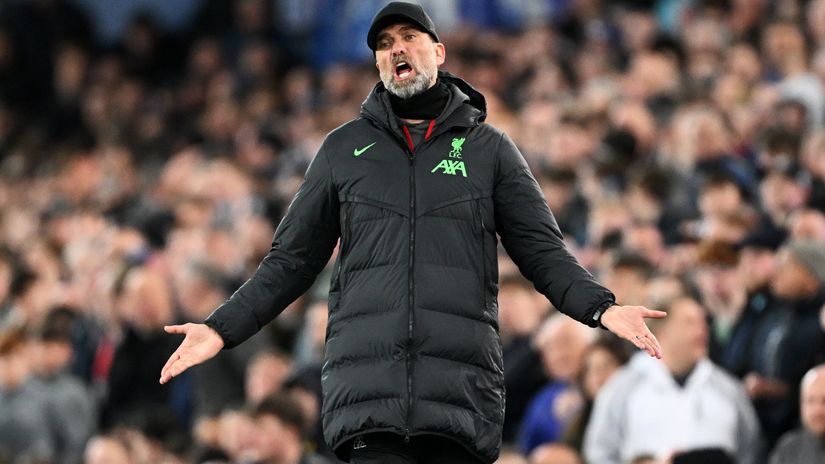 Raging Klopp: "Early kick-offs are a crime"