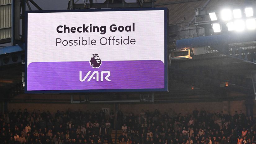 Premier League season without VAR - what if...?