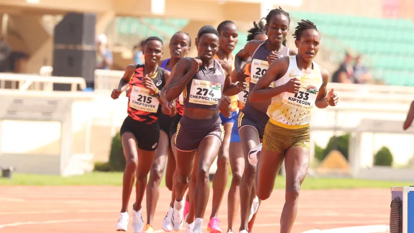 Faith Kipyegon's Paris Olympics double on course