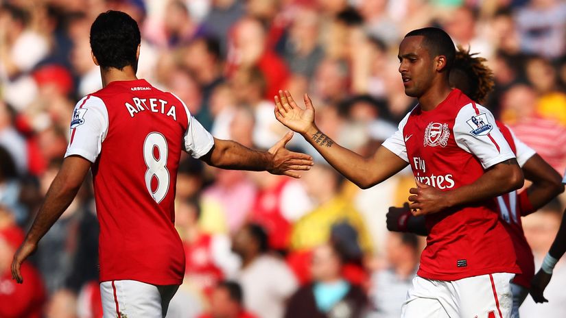 Arteta & Walcott (©Getty Images)